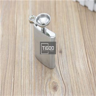 Titanium hip flask - copy