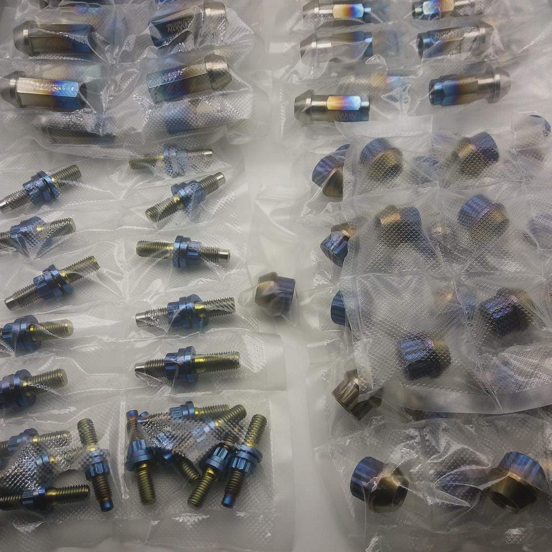 titanium stud kit