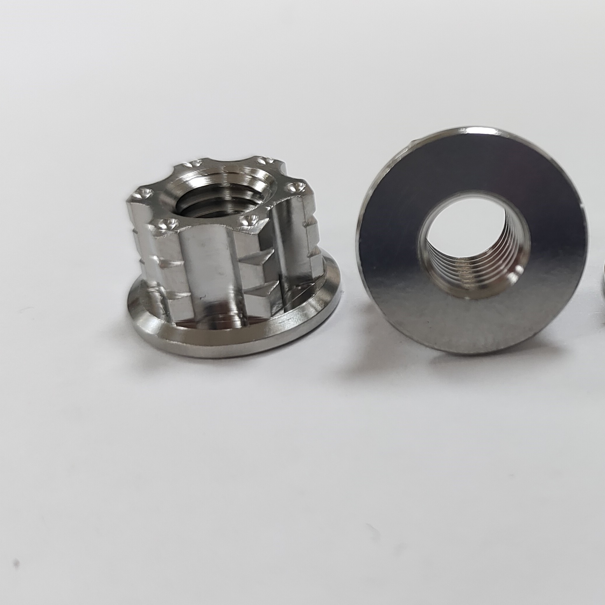 Customized Titanium Flange Nuts