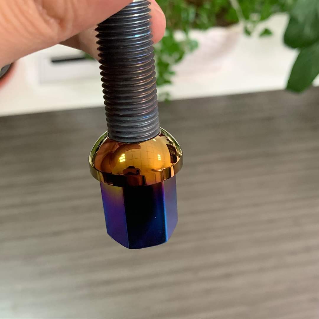 titanium ball seat lug nut 
